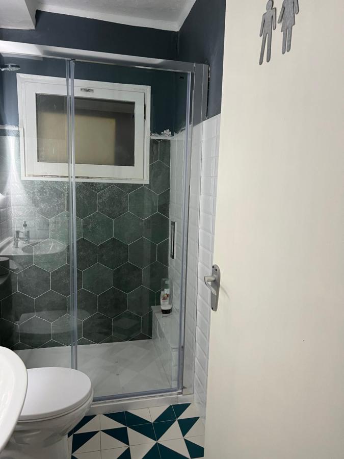 Appartement Habitacion Economica à Figueras Extérieur photo
