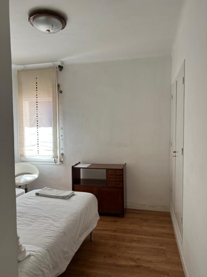 Appartement Habitacion Economica à Figueras Extérieur photo